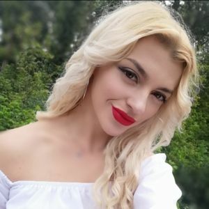 Irina's avatar