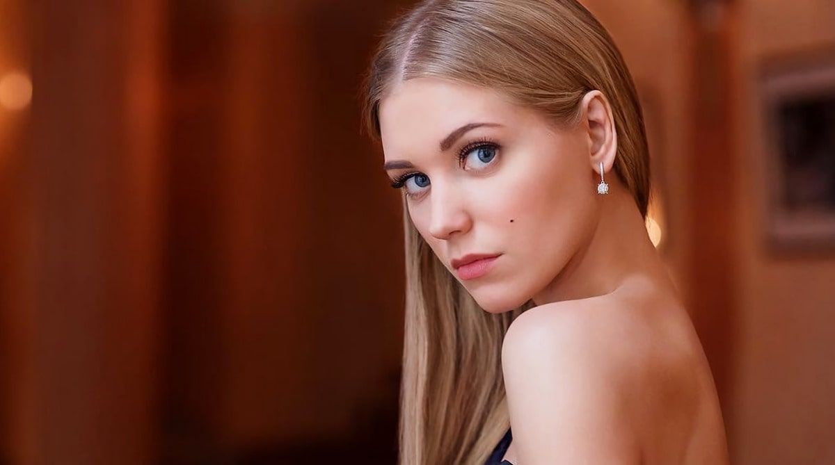 13 Hottest Russian Women in 2021: Celebrity List